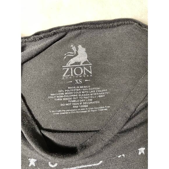 Johnny Cash Man in Black Graphic T-Shirt XS - Picture 6 of 6